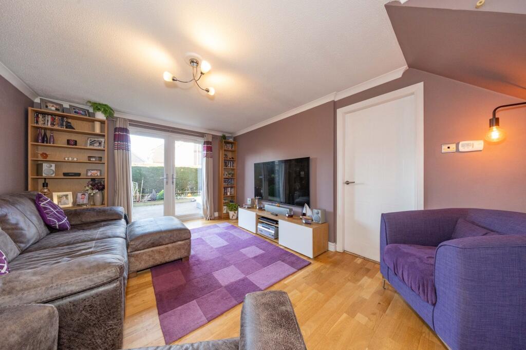House in Livingston, Eliburn - View 5