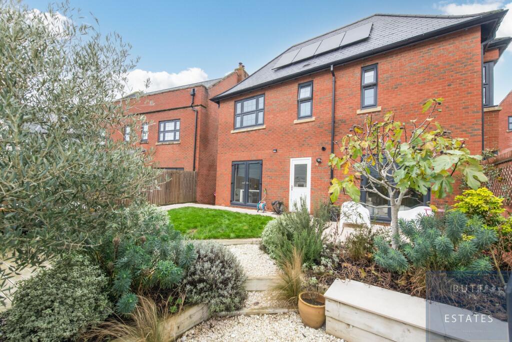 Main image of property: Dart Avenue, Exeter