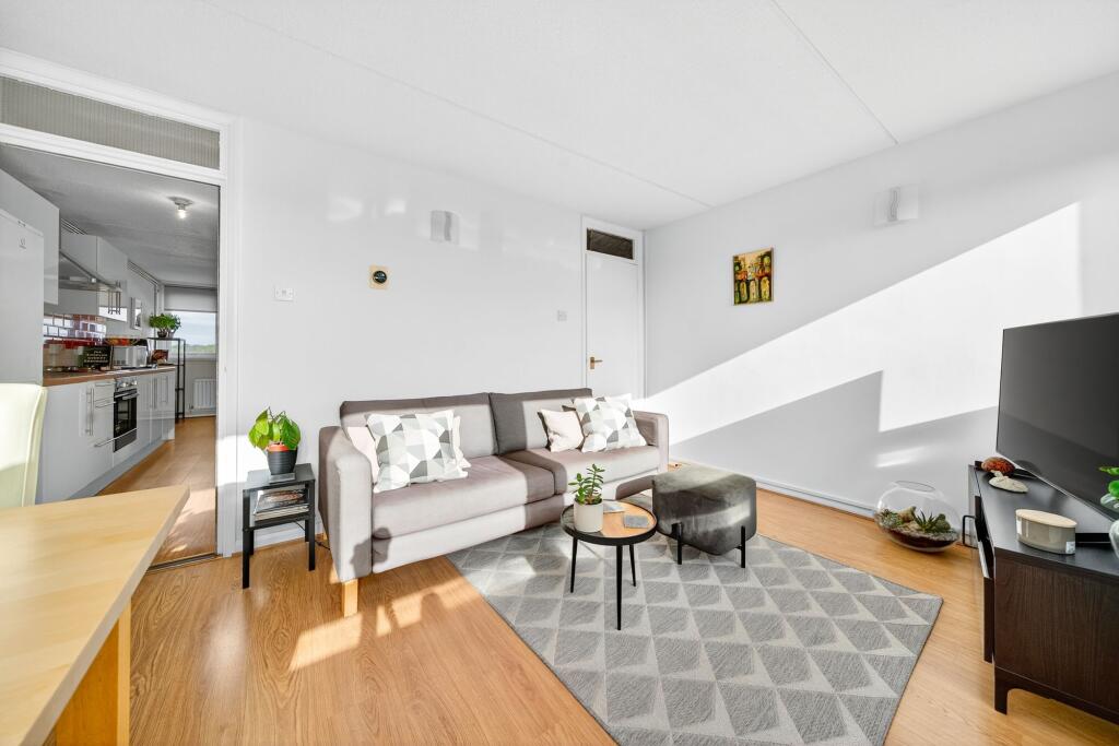 Main image of property: Pooles Park, Fyfield Pooles Park, N4