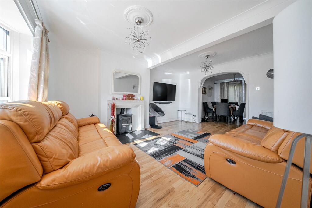 Slades Drive, Chislehurst photo 4