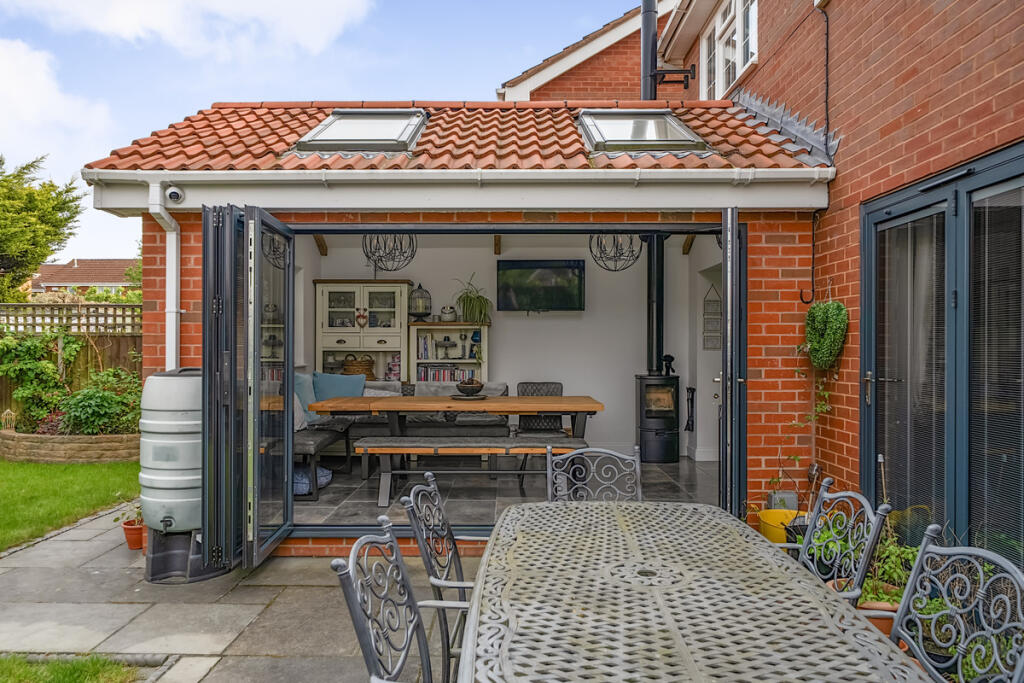 House in Bristol, Downend, Downend and Bromley Heath - View 4