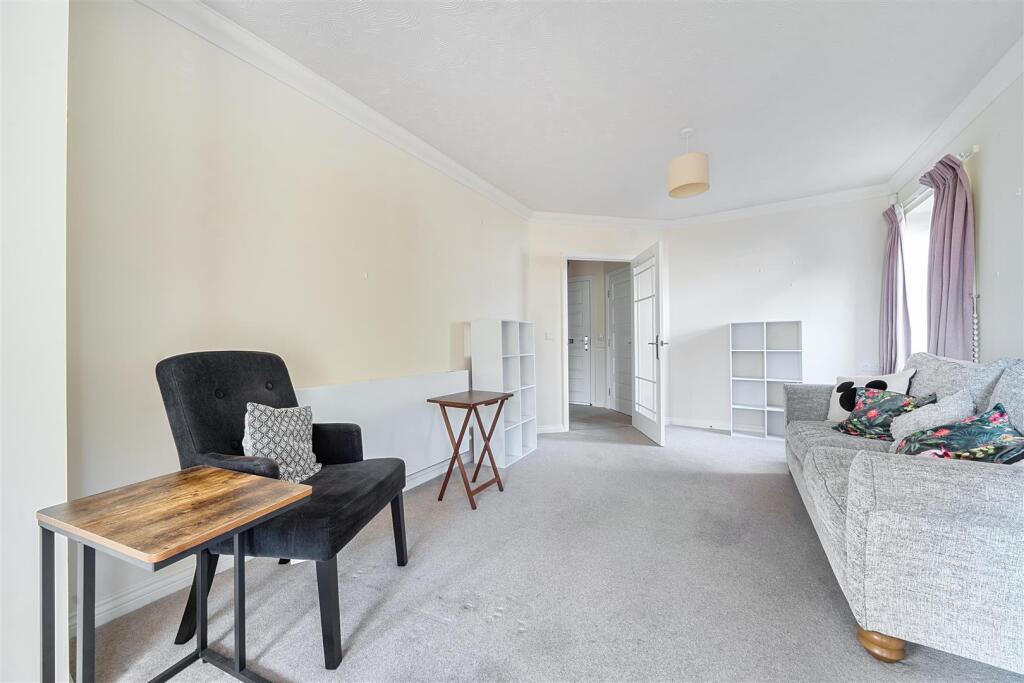 Apartment in Chichester, East Wittering - View 3