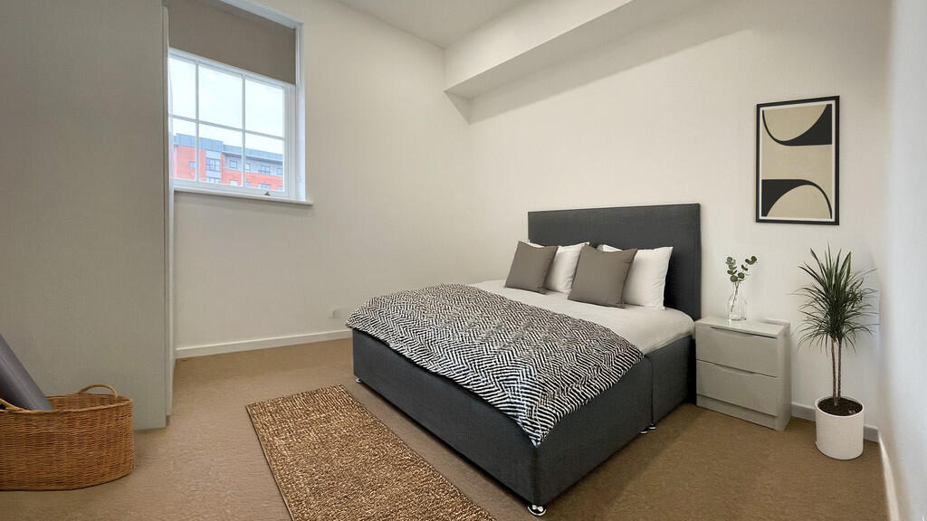 Apartment in Bolton - View 3