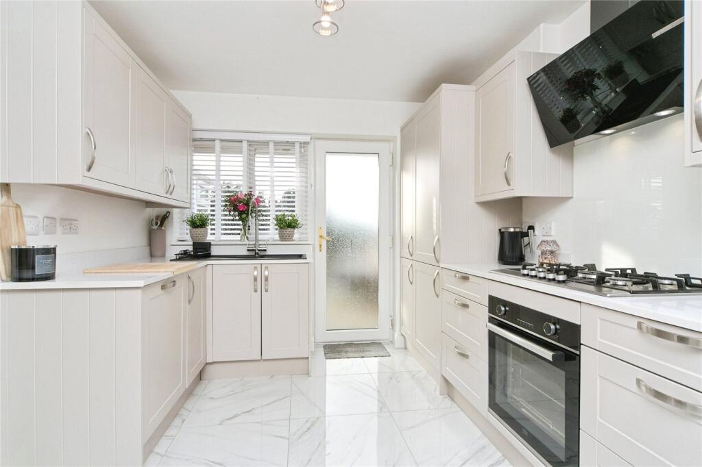 Top Llan Road, Glan Conwy, Colwyn Bay, Conwy, LL28 photo 4