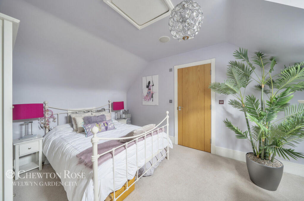 Additional image 20 of Sevenacres, Welwyn