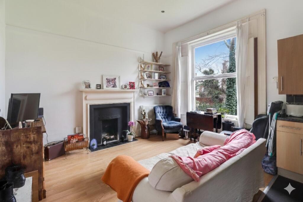 Main image of property: Dagnall Park, London