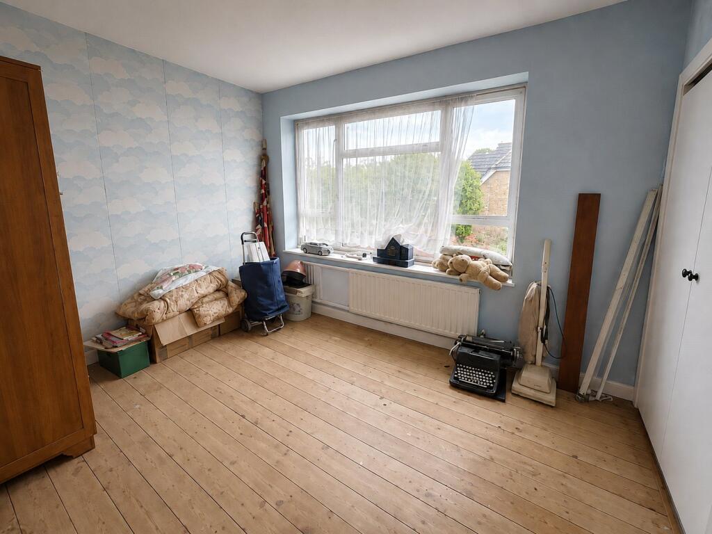 House in Surrey Heath, Surrey - More
