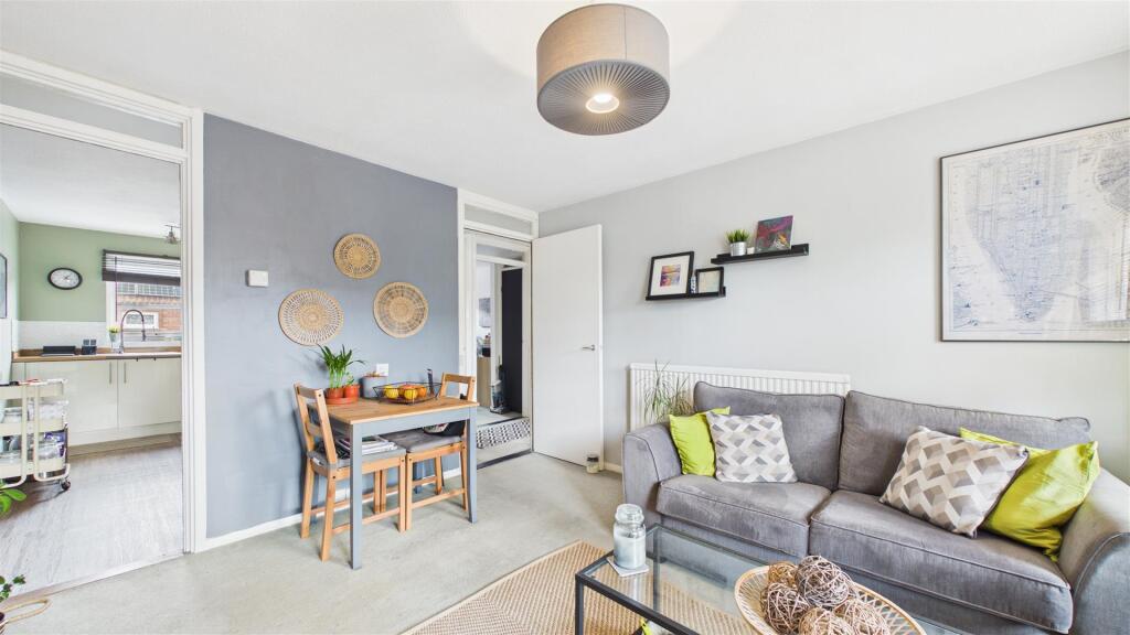Apartment in Peterborough, City of Peterborough - View 3