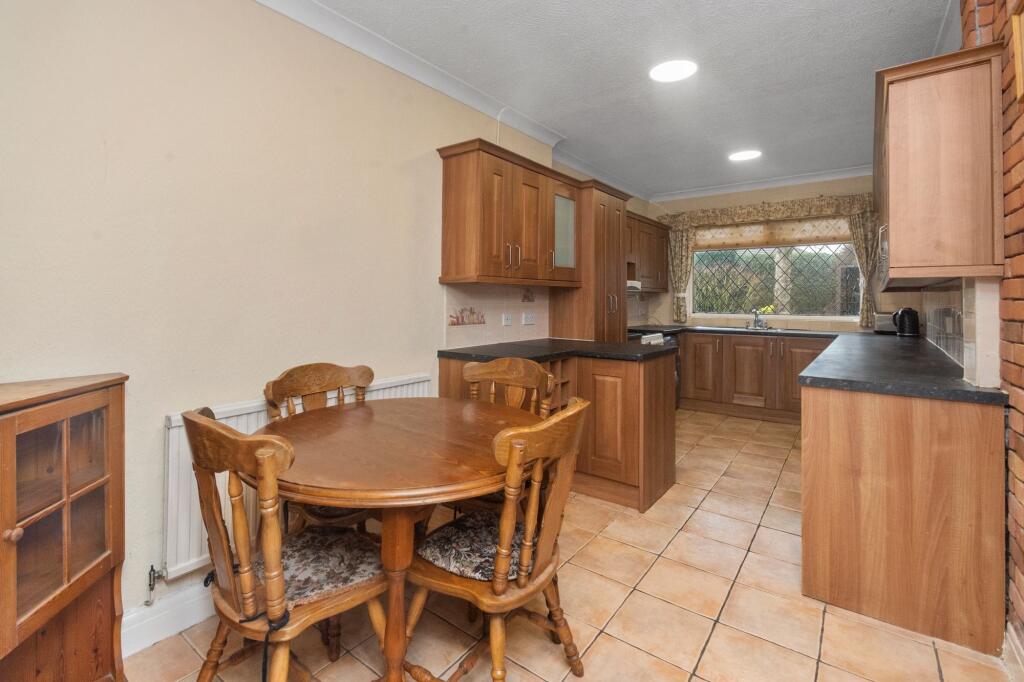 Hartington Road, Dentons Green, WA10 – další