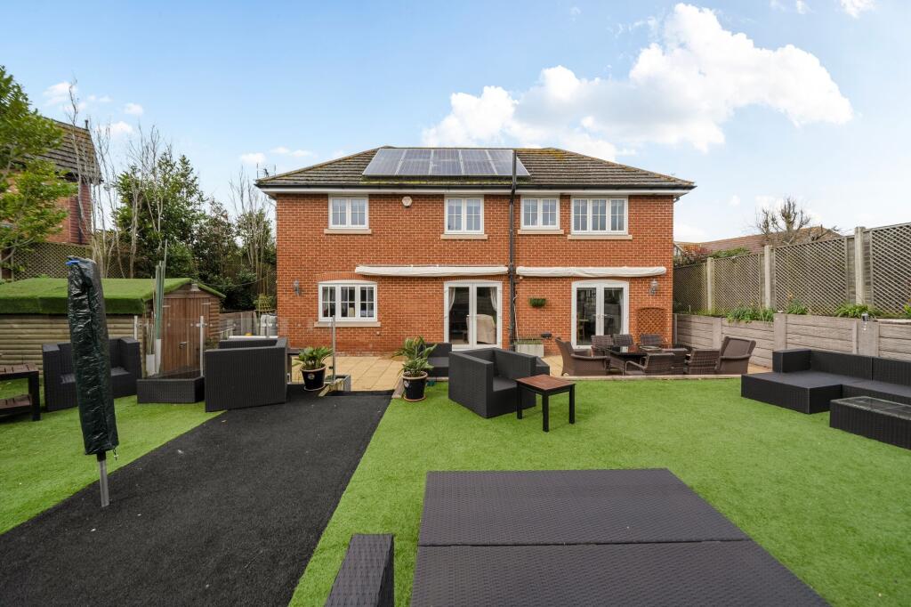 Hustlings Drive, Eastchurch, ME12, Eastchurch