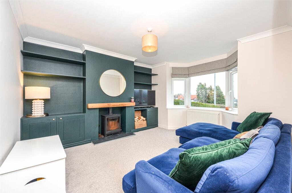 Vardre Avenue, Deganwy, Conwy, LL31 photo 3
