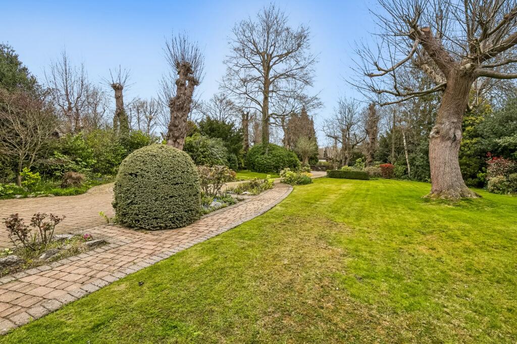 Additional image 25 of Briary Wood Lane, Mardley Heath, Welwyn, Hertfordshire, AL6