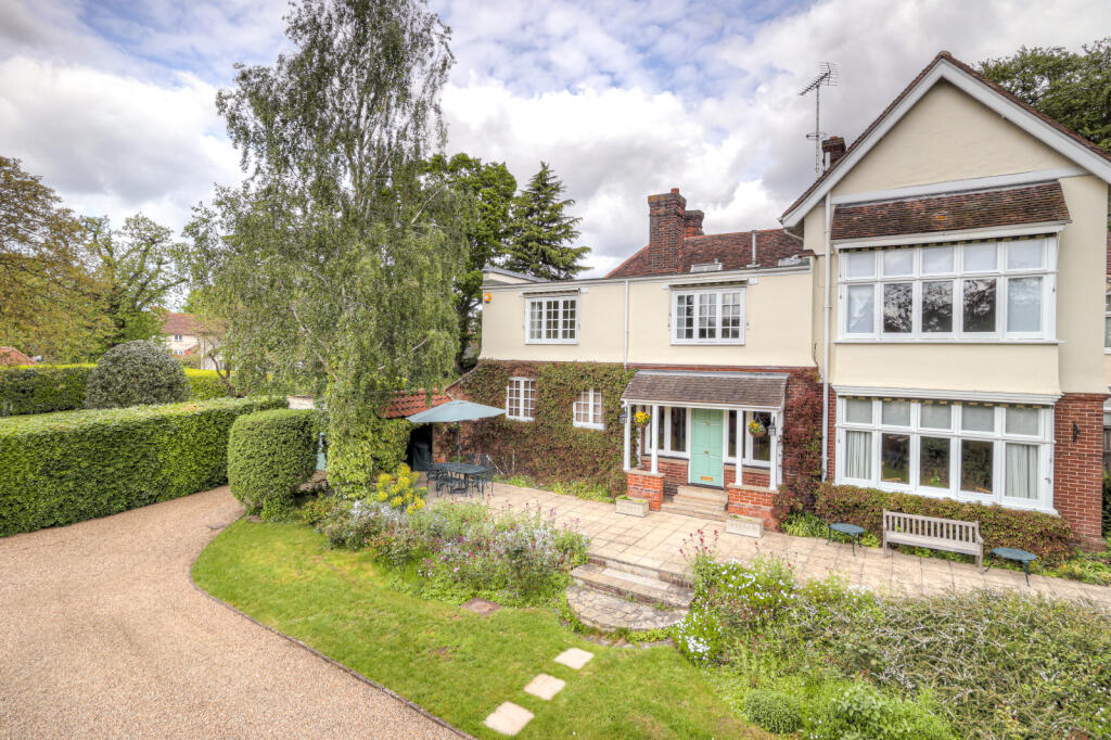 4-bed house on Feering Hill, Feering, Essex, CO5, £900,000