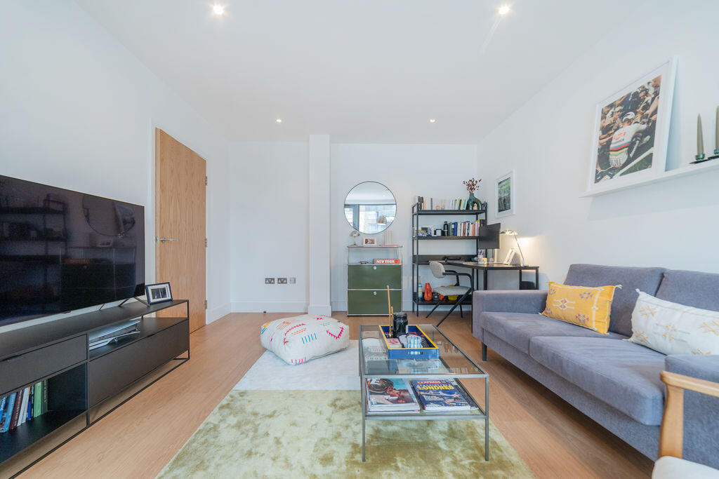 Kilburn Park Road, London NW6 photo 4