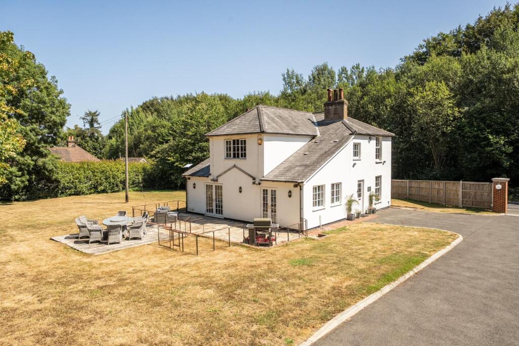 House in Tonbridge - View 2