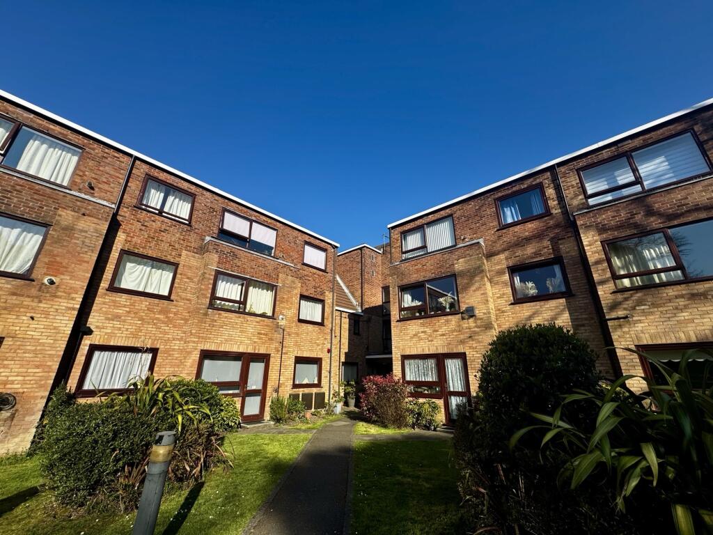 Main image of property: 19 Homeleigh House
