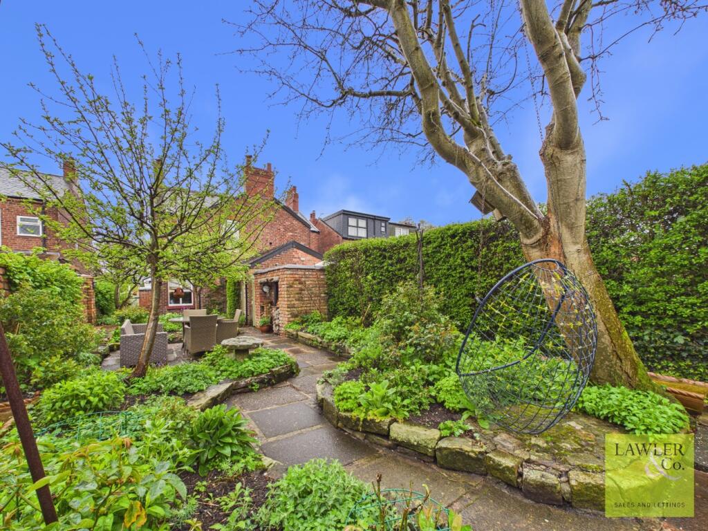 House in Poynton, Hockley - View 2