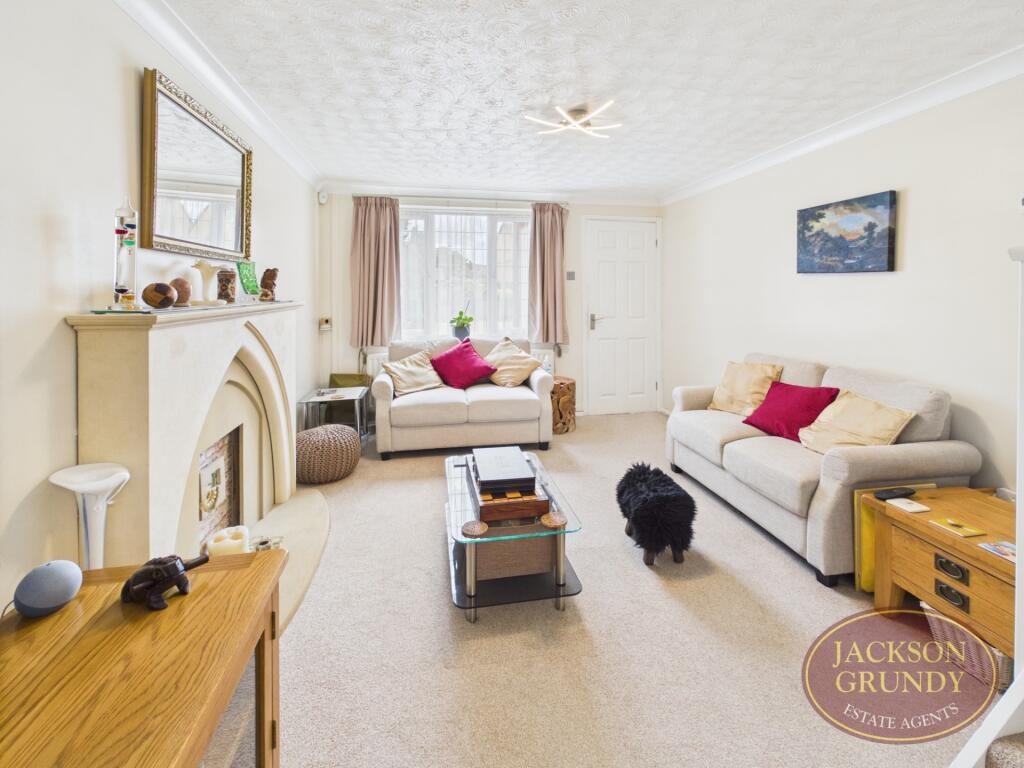 House in Duston, New Duston - View 3