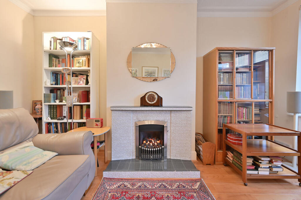 House in London, Greenhill, Wealdstone - View 5
