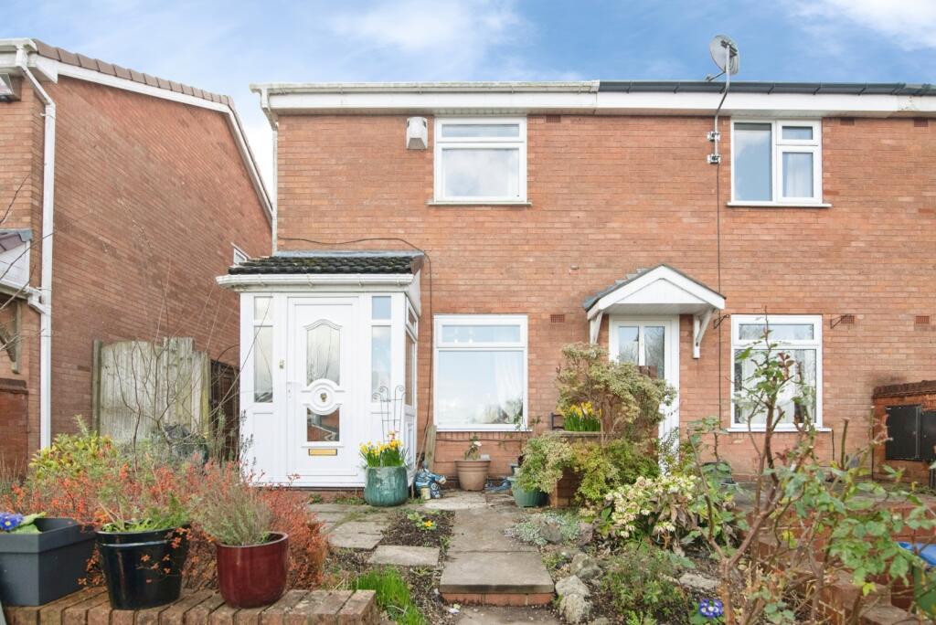 Main image of property: Arundel Drive, OLDBURY, West Midlands, B69