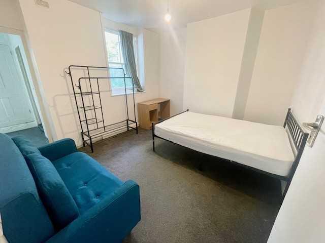 4 bedroom house for rent