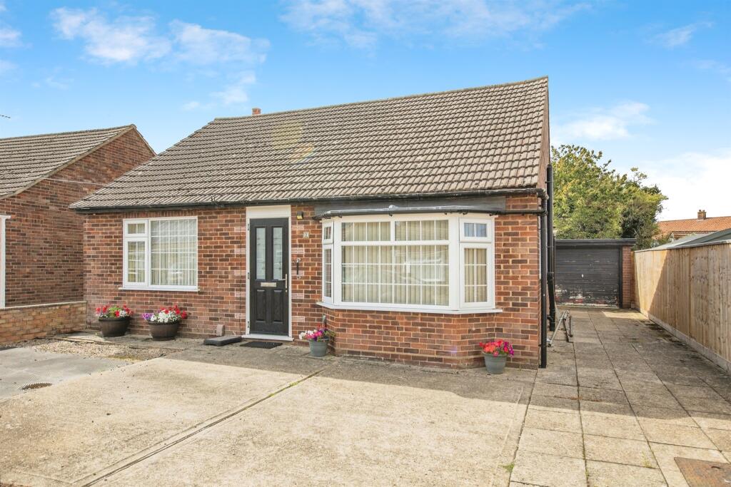 Main image of property: Kinross Road, Ipswich