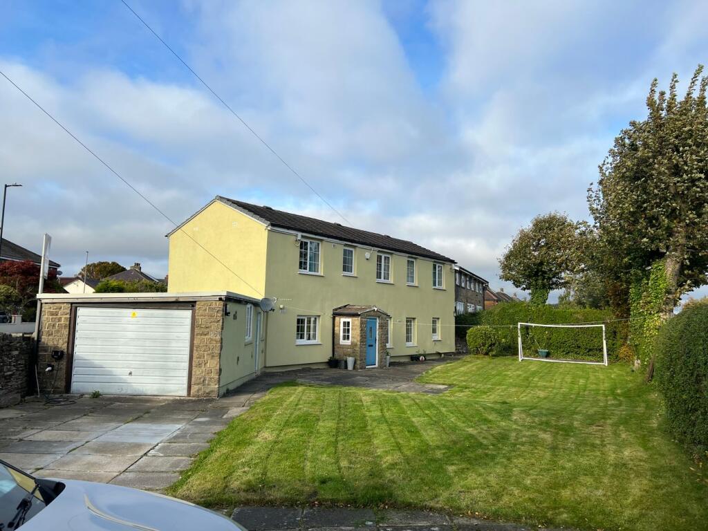 7 Bedroom Detached in BD6 3QT