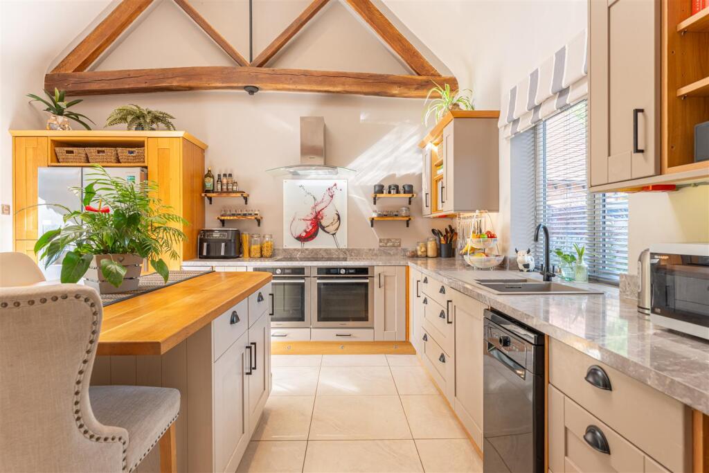 Main image of property: Chantry Heath Lane, Stoneleigh