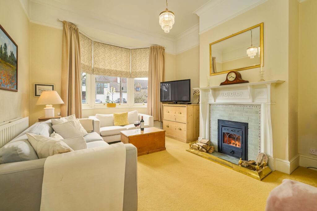 West Lodge, The Balk, Walton, Wakefield photo 3