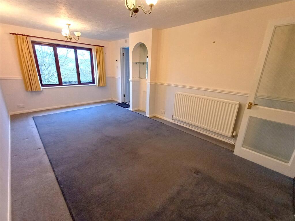 Alexandra Court, Alexandra Road, Bridport, Dorset, DT6 photo 3