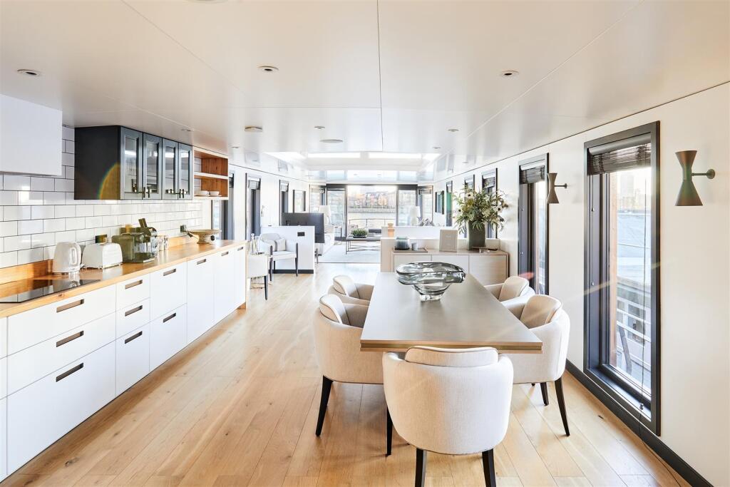 Main image of property: Cheyne Walk, Chelsea, SW10