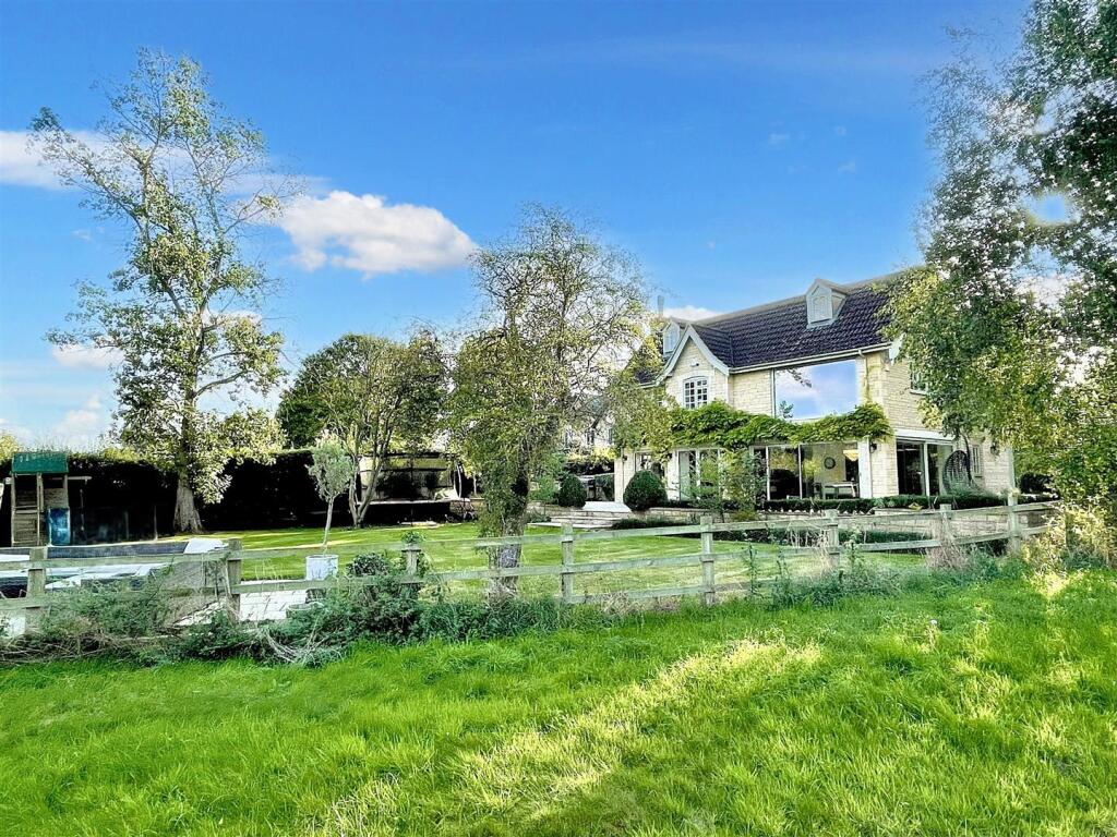 Main image of property: Main Street, Southorpe