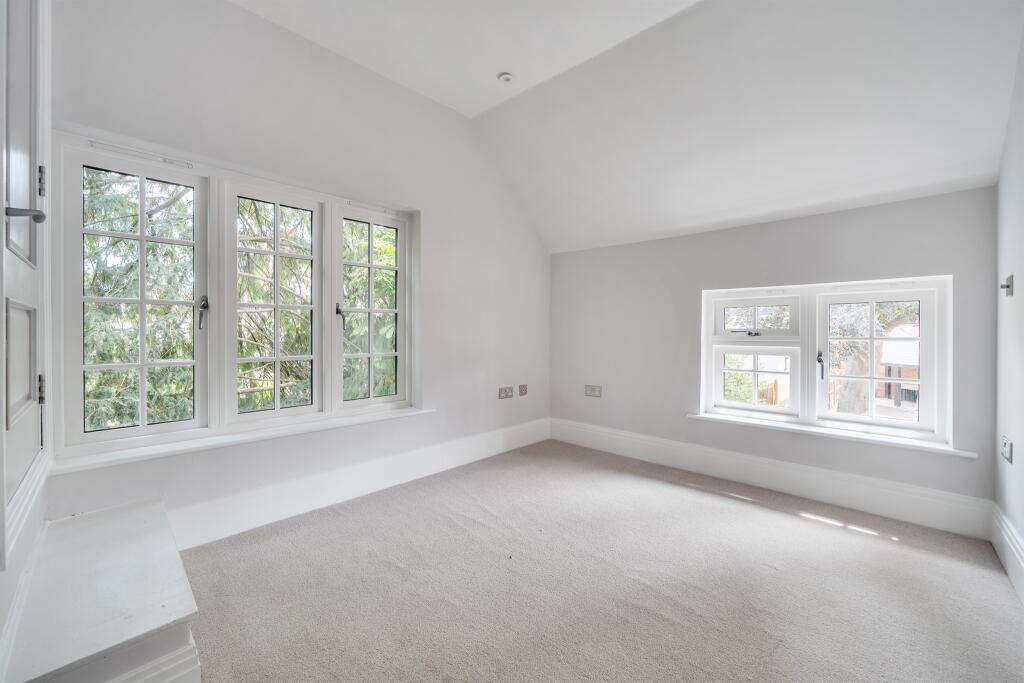 House in Dorney Reach, Taplow - View 5