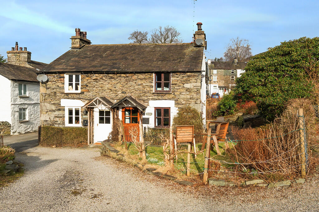 2-bed house on Fellside Cottage, Edinboro, Ambleside, Cumbria, LA22 9EN, £460,000