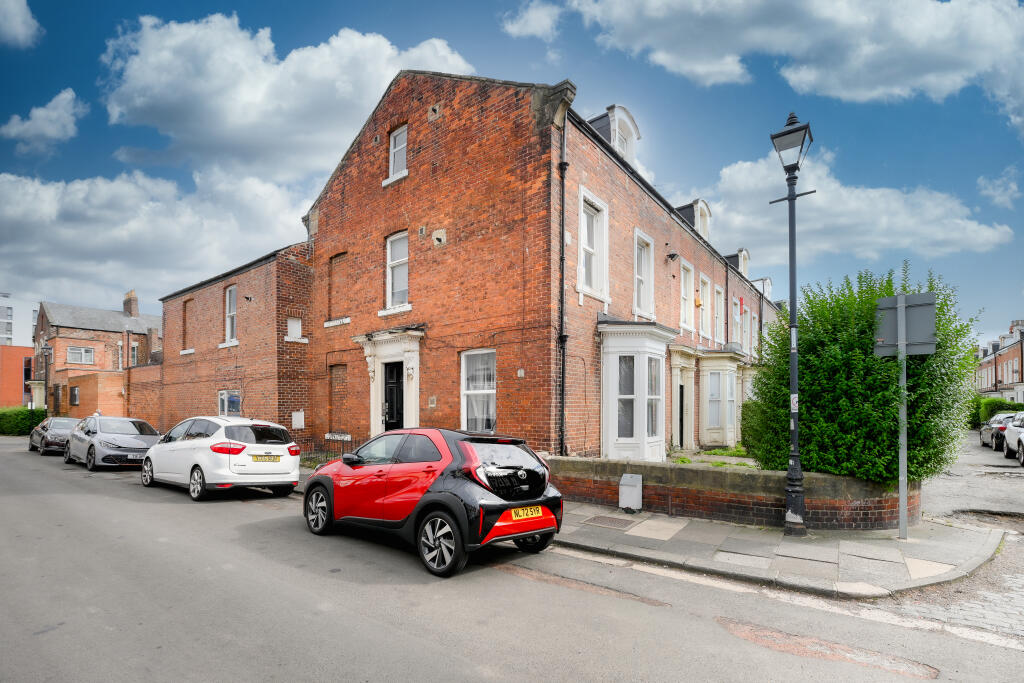 Main image of property: Flat 2, 1, Argyle Square, Sunderland, SR2 7BS