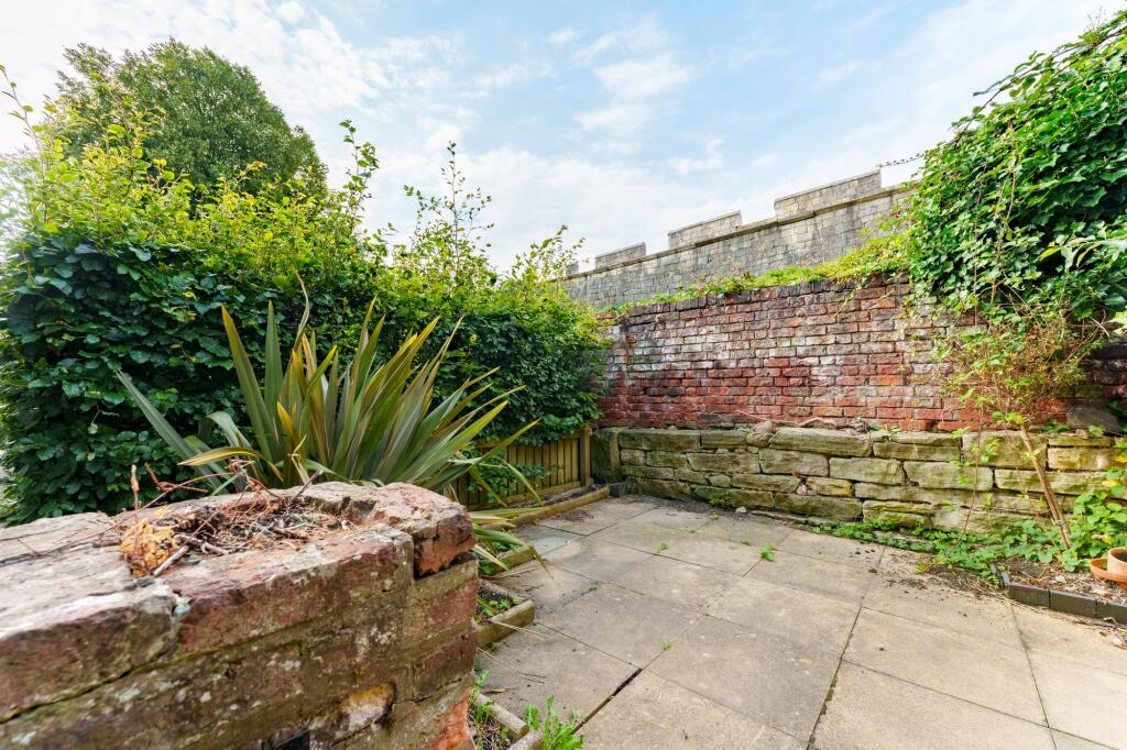 House in York - View 4