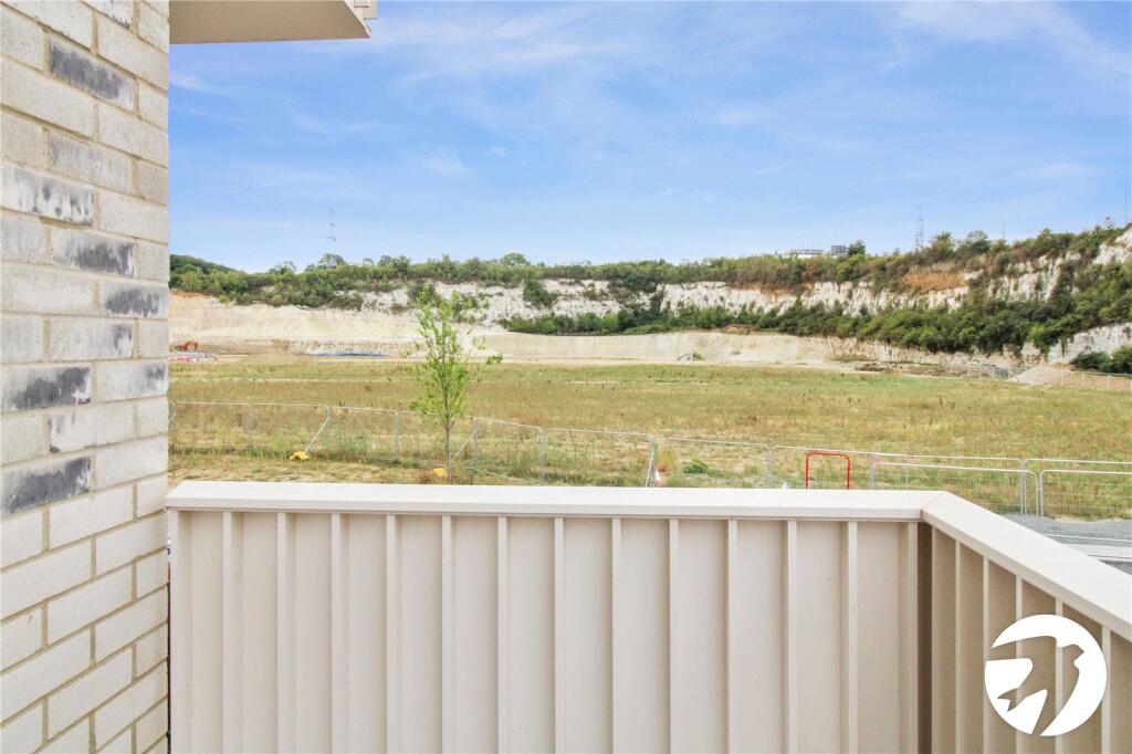 Apartment in Dartford, Ebbsfleet Valley - View 5