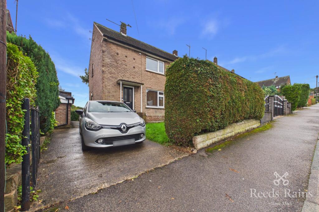 Main image of property: The Frostings, Grenoside, Sheffield, South Yorkshire, S35