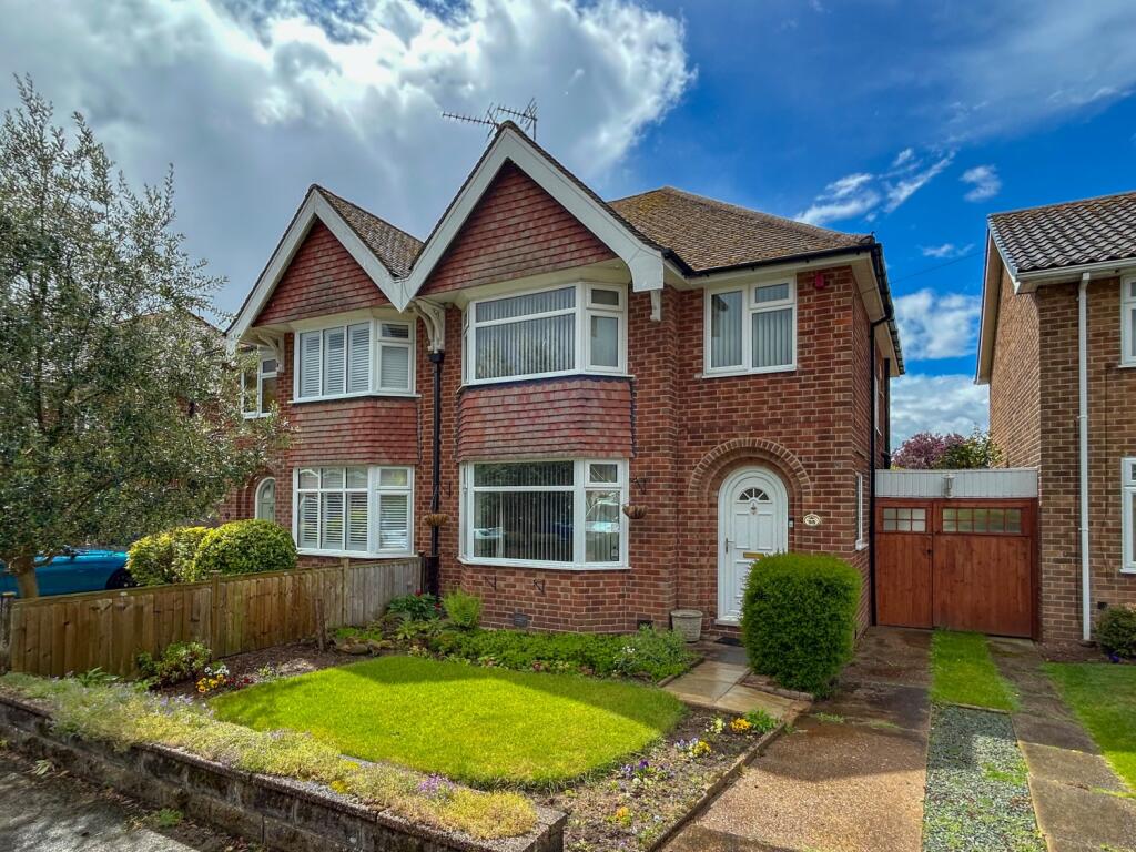 Main image of property: Haddon Crescent Beeston, Beeston, Nottingham, Nottinghamshire, NG9