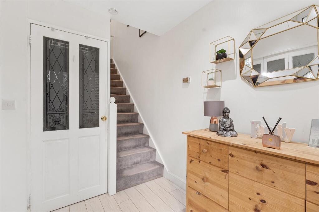 House in Sevenoaks, Bazes Shaw, Ash-cum-Ridley - View 4