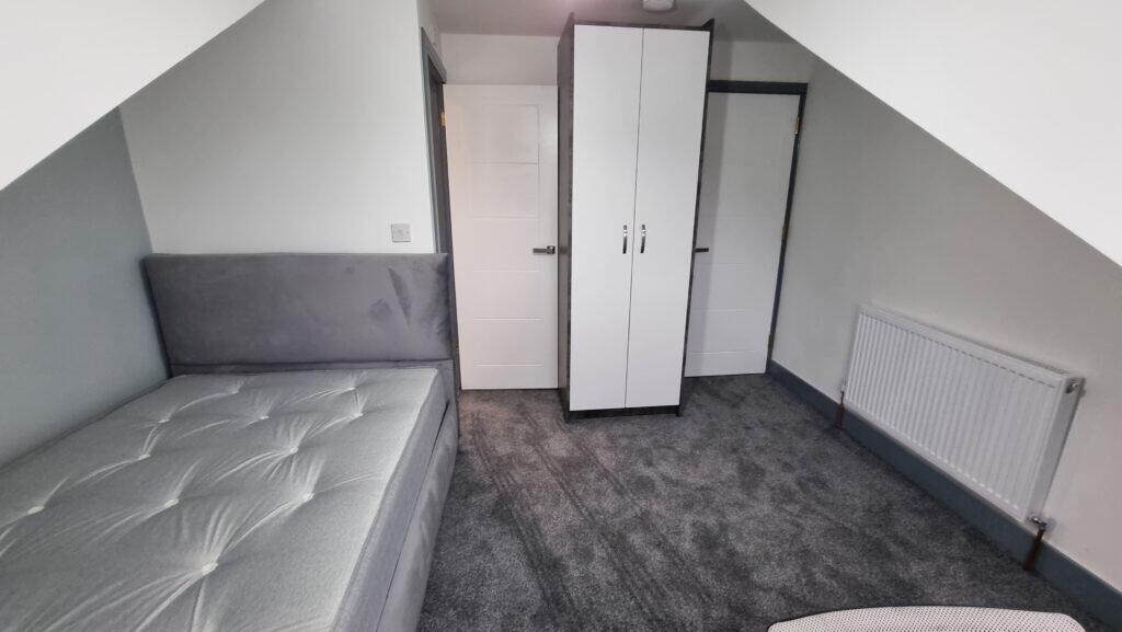 House in Birmingham - View 4