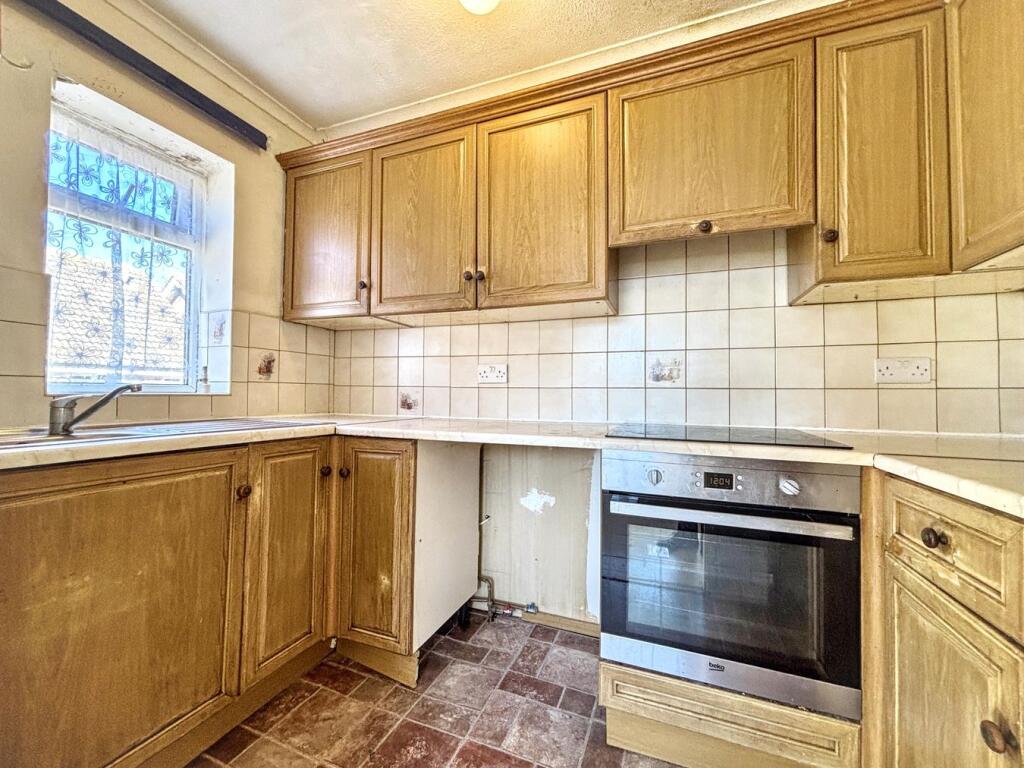 Apartment in Tonbridge - View 5