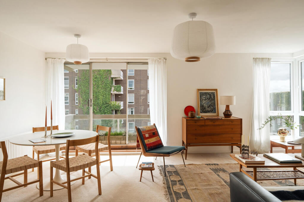 Main image of property: Holyport Road, London