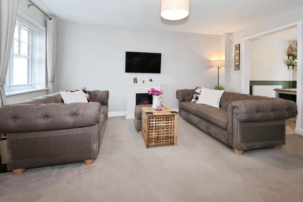 House in Wirral, Liverpool City Region - View 5