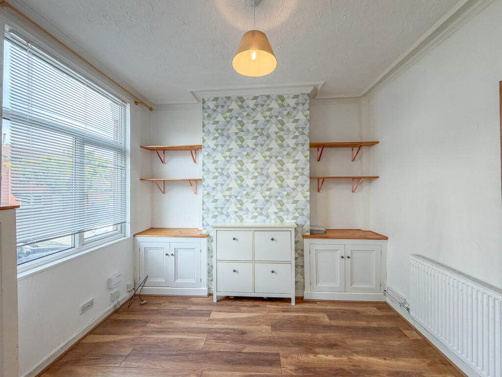 House in Stoke-on-Trent - View 3