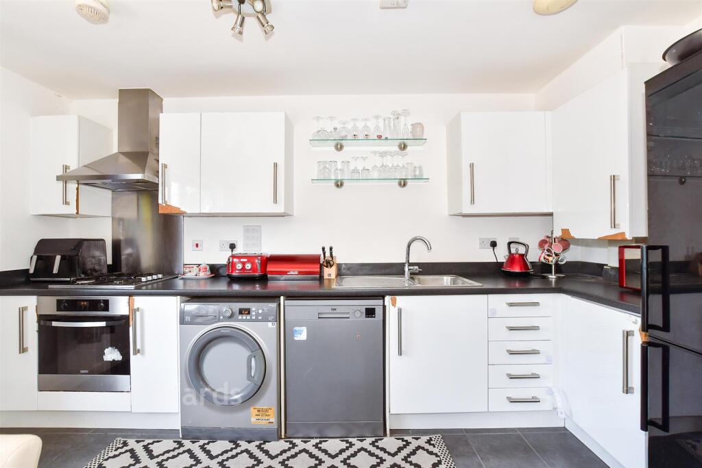 Apartment in Maidstone, Loose - View 4