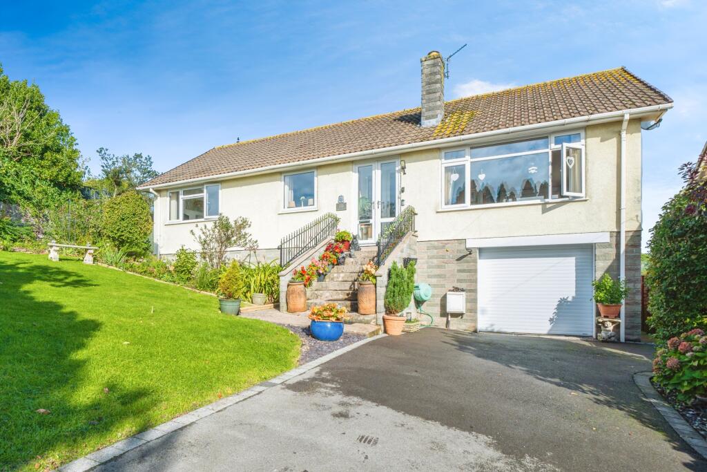 Main image of property: Cherrywood Rise, Worle, Weston-super-Mare, BS22
