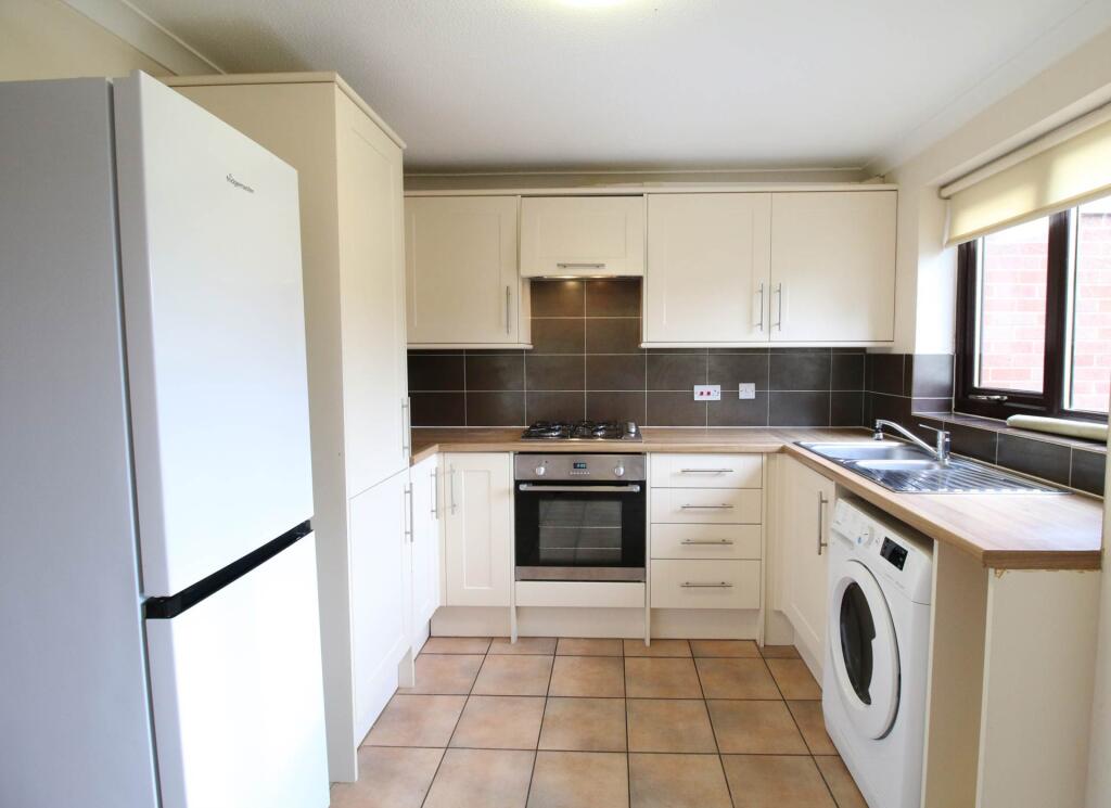 Main image of property: Bampton Close, Oxford