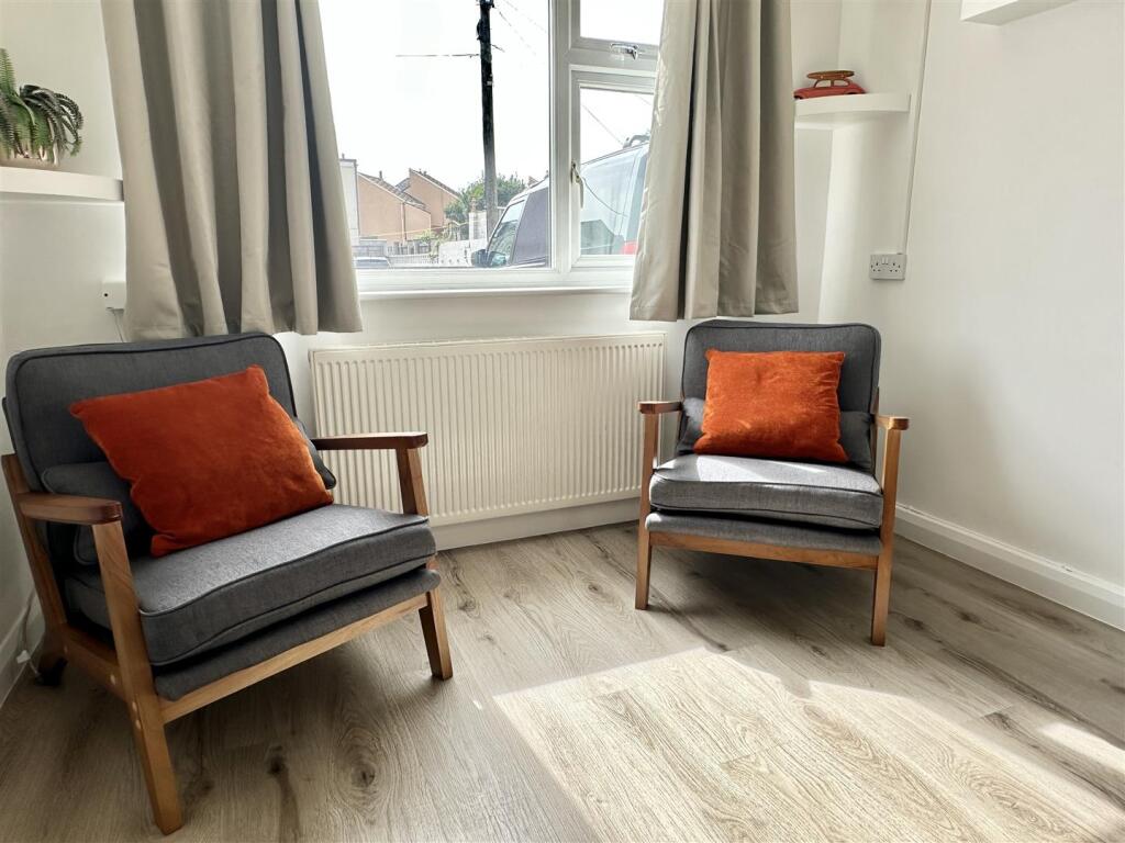 Apartment in Perranzabuloe, Cornwall - View 4