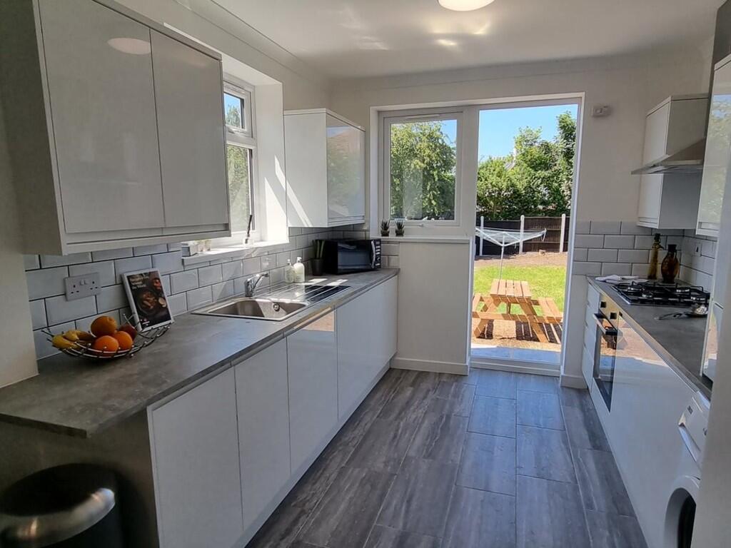 House in Southall - View 5